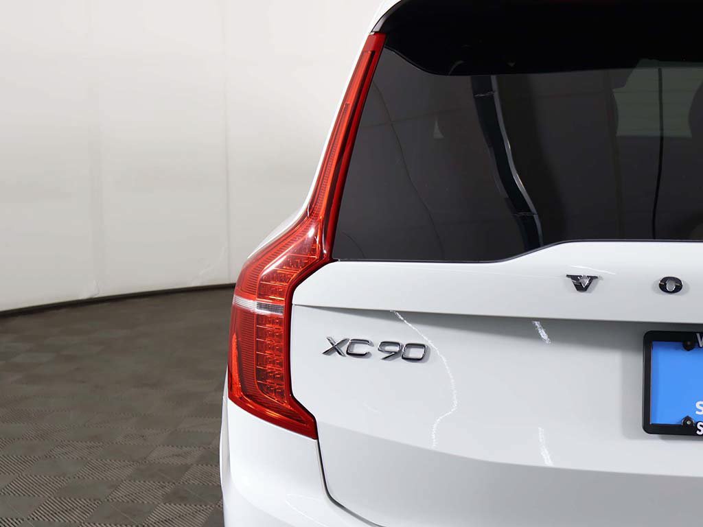 Used 2022 Volvo XC90 T6 Momentum w/ Climate Package AWD/4WD image 20