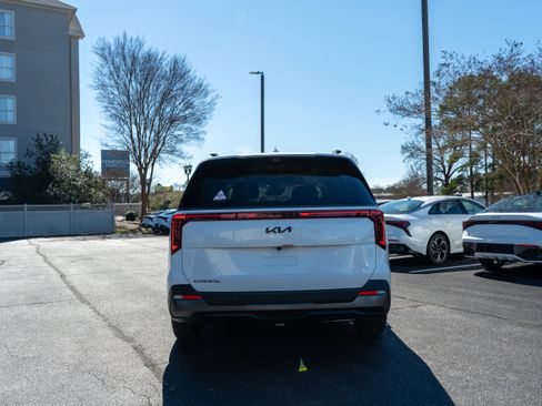 New 2026 Kia Carnival SX Prestige image 7