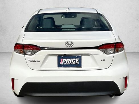 Used 2023 Toyota Corolla LE FWD image 4