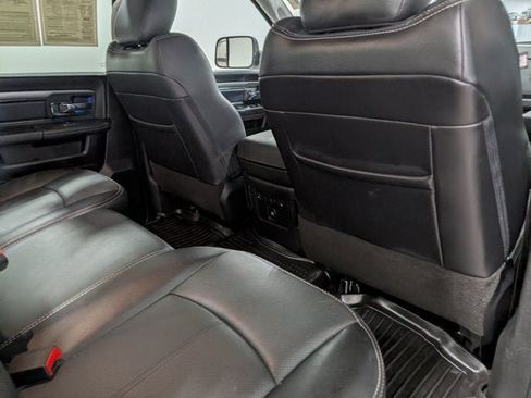 Used 2018 RAM 2500 Laramie w/ Sport Appearance Group AWD/4WD image 18