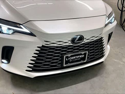 Used 2023 Lexus RX 350 Premium w/ Accessory Package AWD/4WD image 33