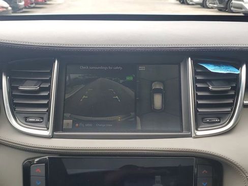 Used 2023 INFINITI QX50 Sensory w/ Accent Package image 30