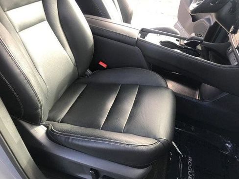 Used 2021 Nissan Rogue SL FWD image 19