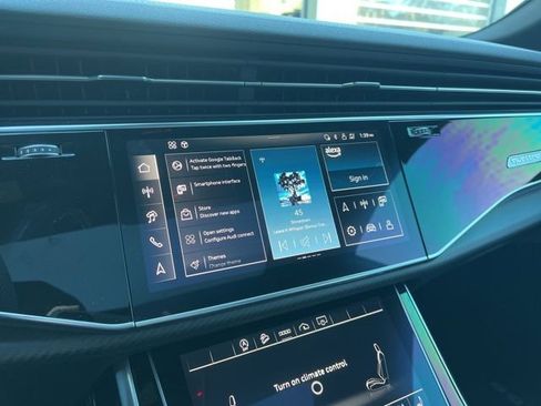 Used 2024 Audi SQ8 Premium Plus w/ Executive Package image 15