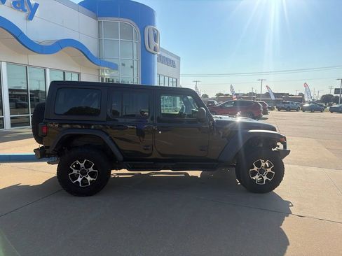 Used 2020 Jeep Wrangler Unlimited Rubicon AWD/4WD image 11