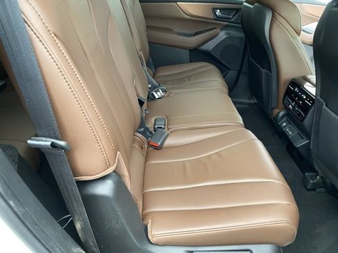 Used 2023 Acura MDX SH-AWD w/ Technology Package image 37