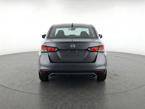 Used 2025 Nissan Versa SV image 6