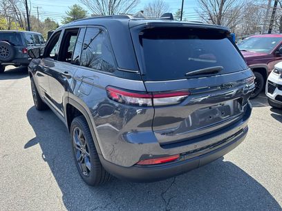 New 2025 Jeep Grand Cherokee Limited w/ Trailer Tow Package
