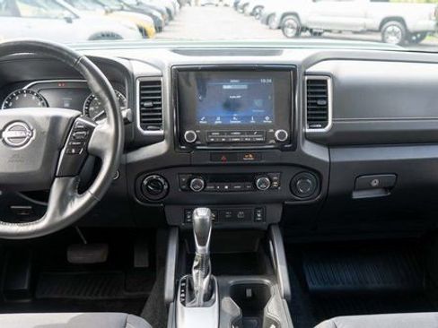 Used 2023 Nissan Frontier SV w/ SV Convenience Package AWD/4WD image 14