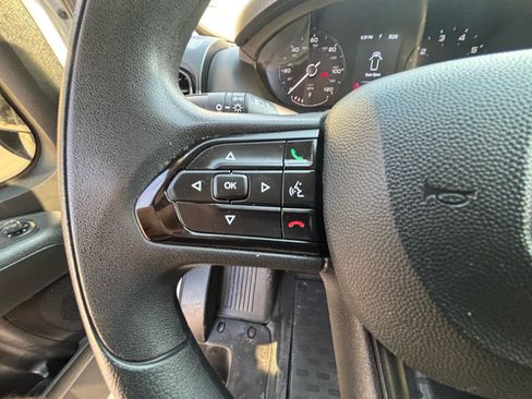 Used 2025 RAM ProMaster 2500 w/ Convenience Group FWD image 32