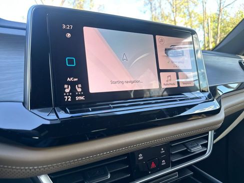 New 2026 Volkswagen Atlas Cross Sport SE AWD/4WD image 9