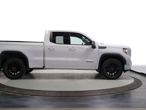 Used 2022 GMC Sierra 1500 Elevation w/ Driver Alert Package I AWD/4WD image 11