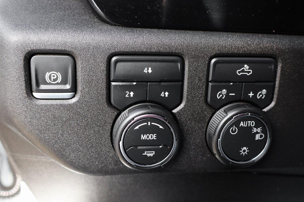 Used 2024 Chevrolet Silverado 2500 LT AWD/4WD image 21