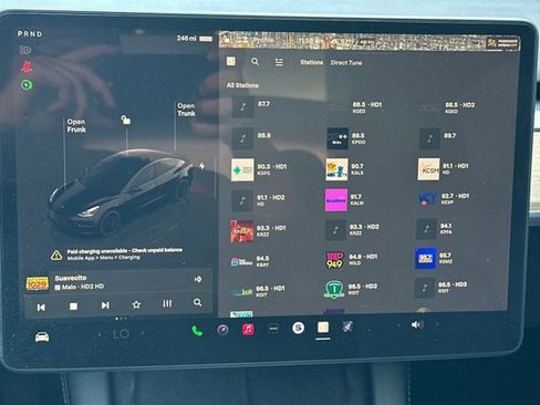 Used 2023 Tesla Model 3 Standard Range image 19