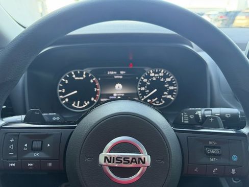 Certified 2021 Nissan Rogue SV image 16