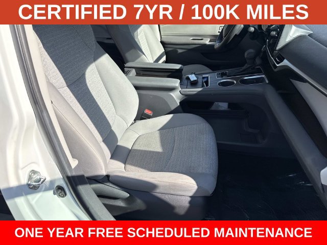 Used 2024 Toyota Sienna LE FWD image 9