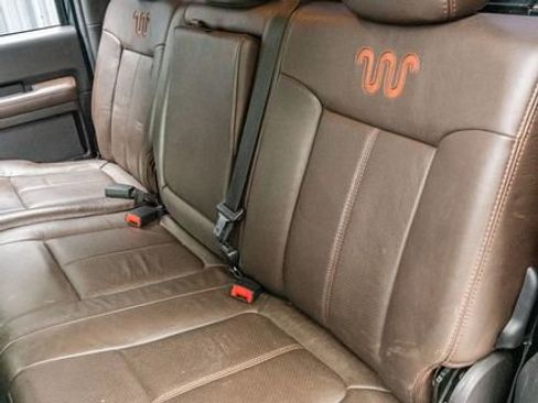 Used 2016 Ford F250 King Ranch w/ FX4 Off-Road Package AWD/4WD image 34