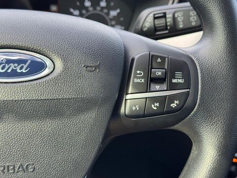 Used 2022 Ford Escape SE image 21