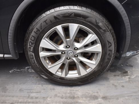 Used 2018 Nissan Murano S image 15
