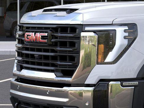New 2026 GMC Sierra 2500 Pro w/ 1SA Pro Safety Plus Package AWD/4WD image 13