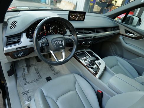 Used 2019 Audi Q7 2.0T Premium w/ Convenience Package image 13