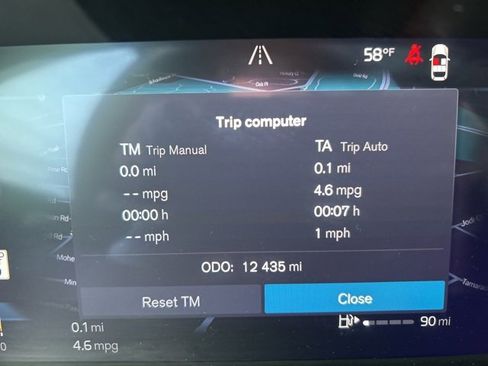 Used 2025 Volvo XC60 B5 Core image 21