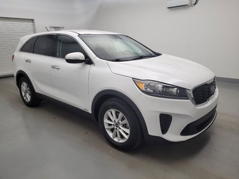 Used 2019 Kia Sorento AWD V6 image 11