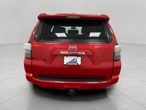Used 2017 Toyota 4Runner SR5 Premium AWD/4WD image 6