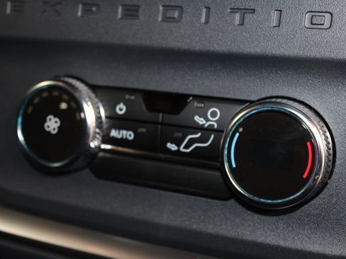 New 2026 Ford Expedition Active AWD/4WD image 35