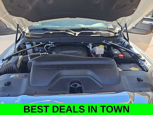 New 2026 RAM 2500 Tradesman w/ Chrome Appearance Group AWD/4WD image 31