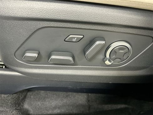 Used 2024 Hyundai Palisade Calligraphy image 10