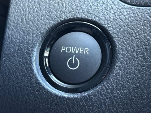 New 2026 Toyota Camry SE FWD image 25