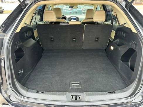 Used 2023 Ford Edge SEL image 5