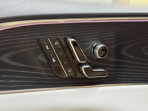 Certified 2024 Cadillac Lyriq Sport RWD image 19