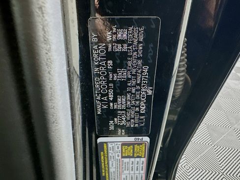 Used 2025 Kia Sportage LX image 12