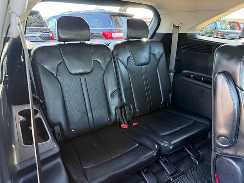 Used 2022 Kia Sorento S image 17