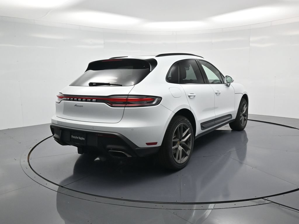 Certified 2026 Porsche Macan AWD/4WD image 30