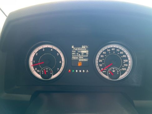 Used 2017 RAM 1500 Classic SLT image 27