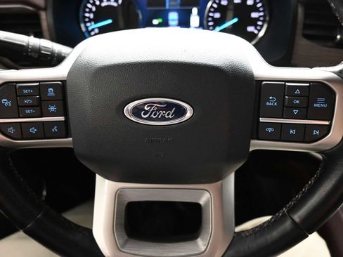 Used 2023 Ford Expedition Limited image 23