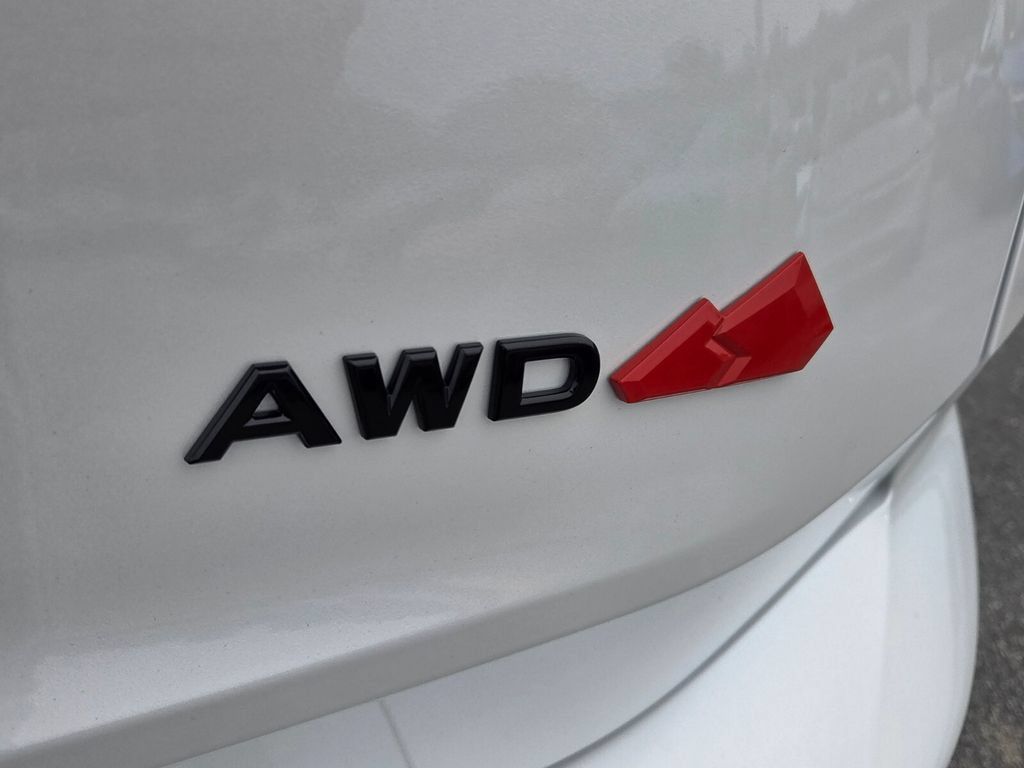 New 2026 Nissan Rogue SV AWD/4WD image 9