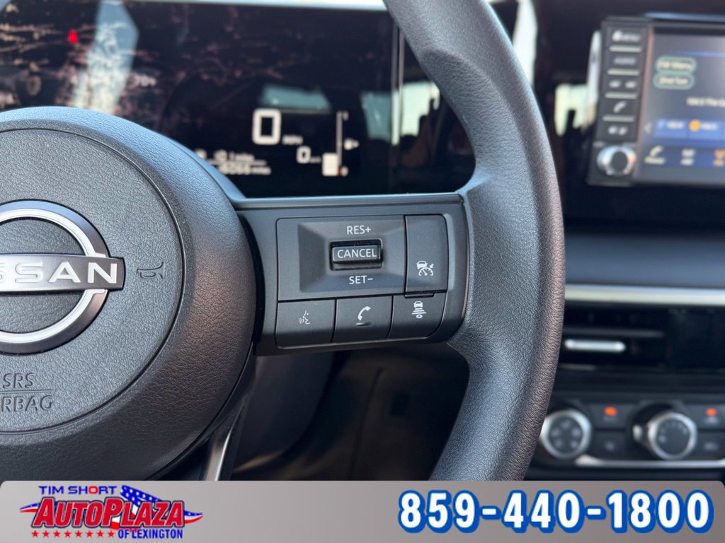 Used 2025 Nissan Kicks S AWD/4WD image 14