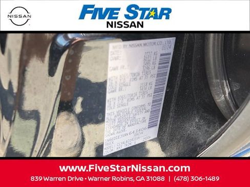 Used 2024 Nissan Frontier SV RWD image 18