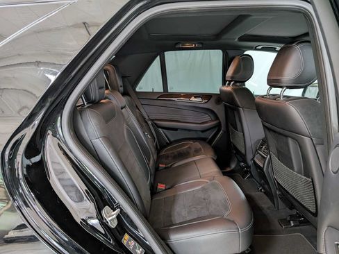 Used 2015 Mercedes-Benz ML 250 BlueTEC 4MATIC image 12