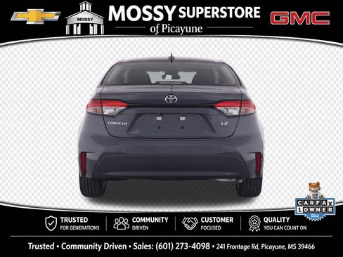 Used 2025 Toyota Corolla LE FWD image 8