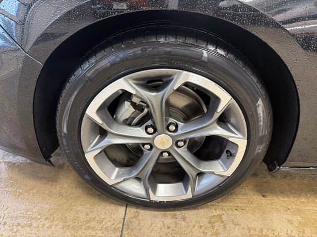 Used 2024 Chevrolet Malibu LT FWD image 9