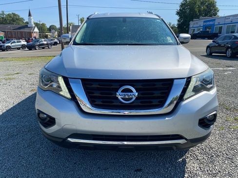 Used 2020 Nissan Pathfinder SV FWD image 8