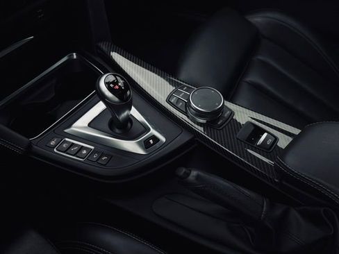 Used 2019 BMW M4 Convertible w/ Competition Package image 30