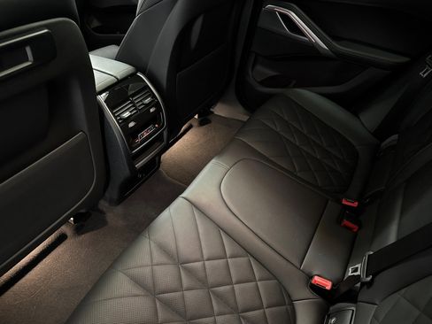 Certified 2023 BMW X6 xDrive40i w/ M Sport Package image 27