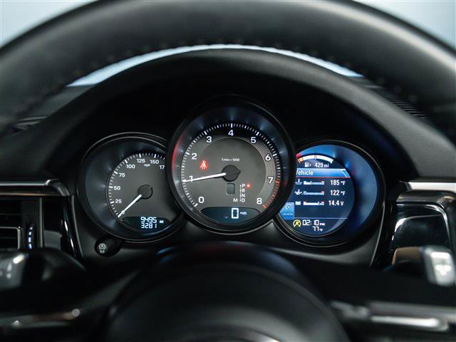 Used 2026 Porsche Macan AWD/4WD image 20