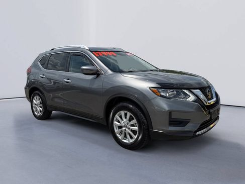Used 2019 Nissan Rogue SV AWD/4WD image 1